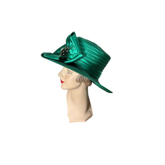 Vintage green church hat by Whittall & Shon in kelly green with rhinestone pin main image 5